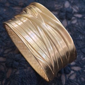 VTG Anne Klein Gold Metal Cuff Bracelet